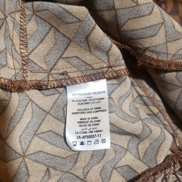 Brown Patterned Cropped Halter Top Size XL - Picture 3 of 5